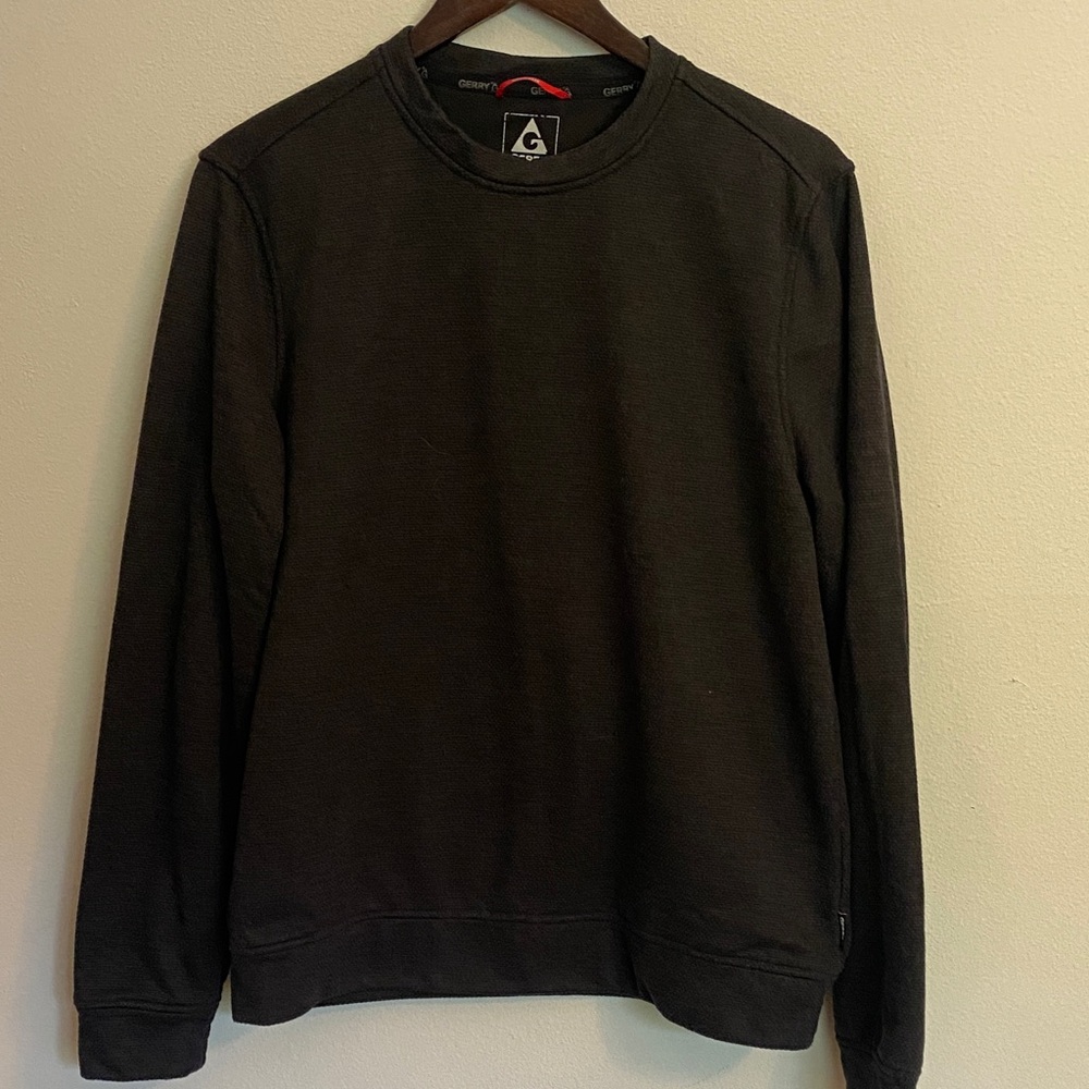 GERRY Men's Charcoal Crewneck Thermal LongSleeve Pullover Sweatshirt. Medium